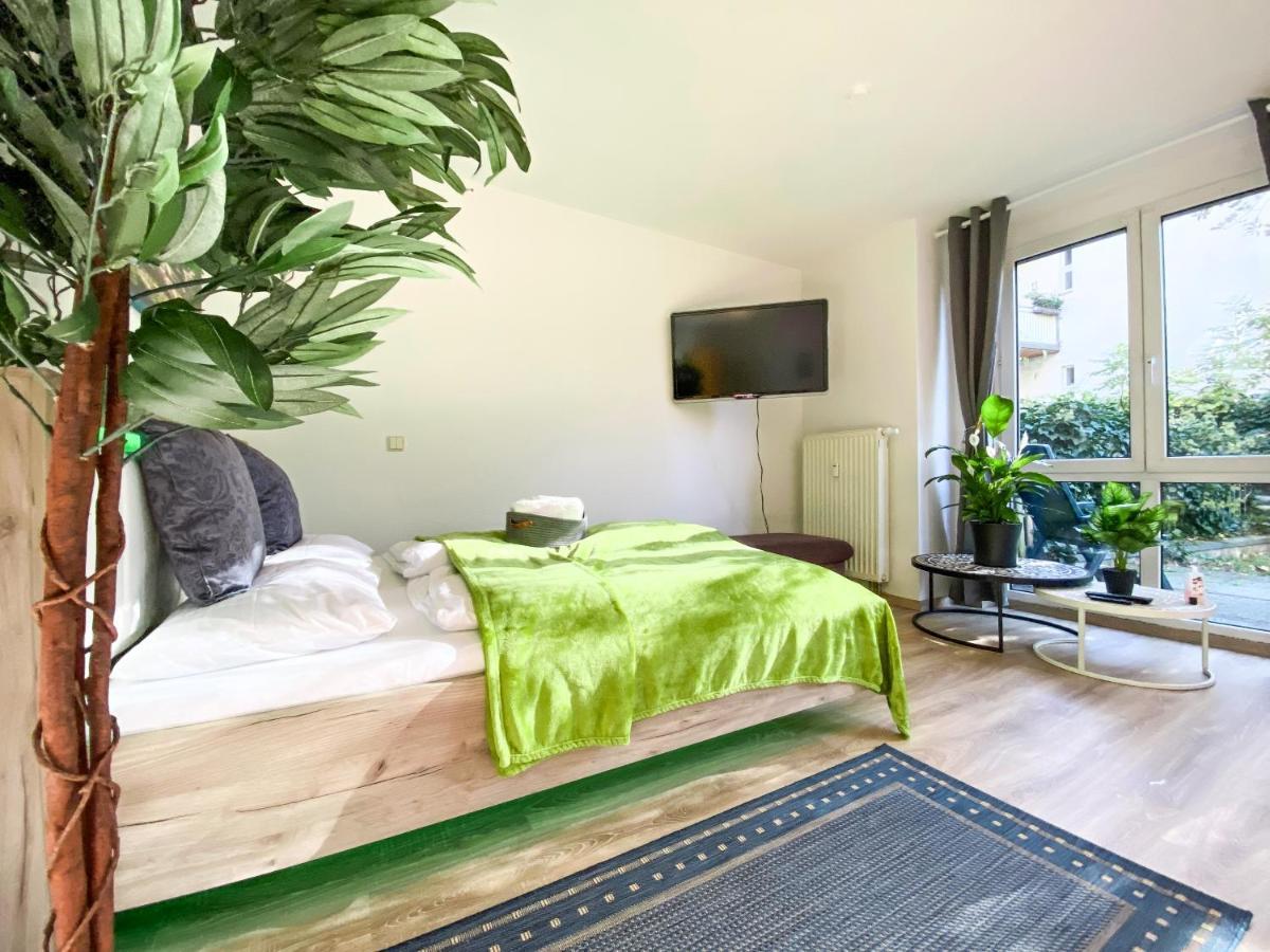 Wohlfuehl-Apartment Mit Kostenfreier Tiefgarage, Wifi & Terrasse Leipzig Extérieur photo