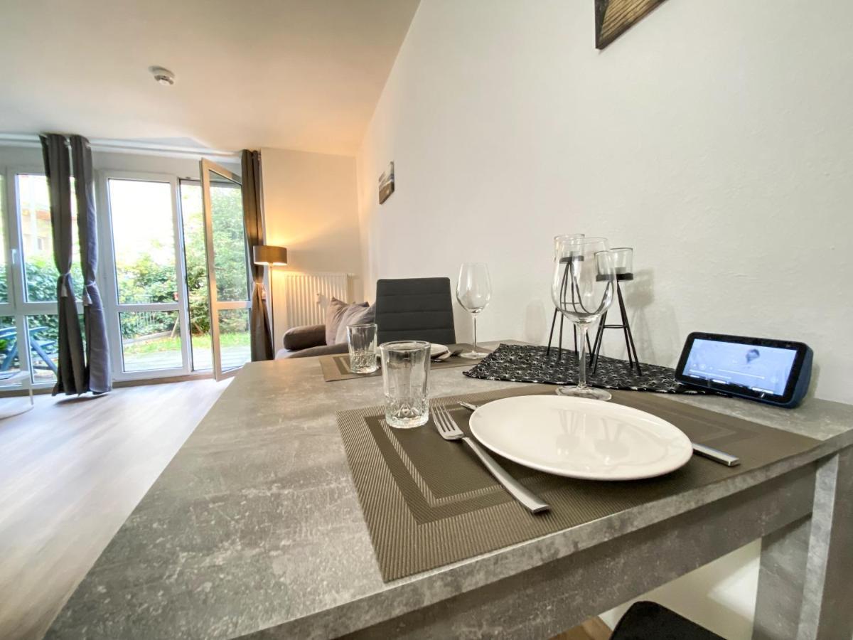 Wohlfuehl-Apartment Mit Kostenfreier Tiefgarage, Wifi & Terrasse Leipzig Extérieur photo